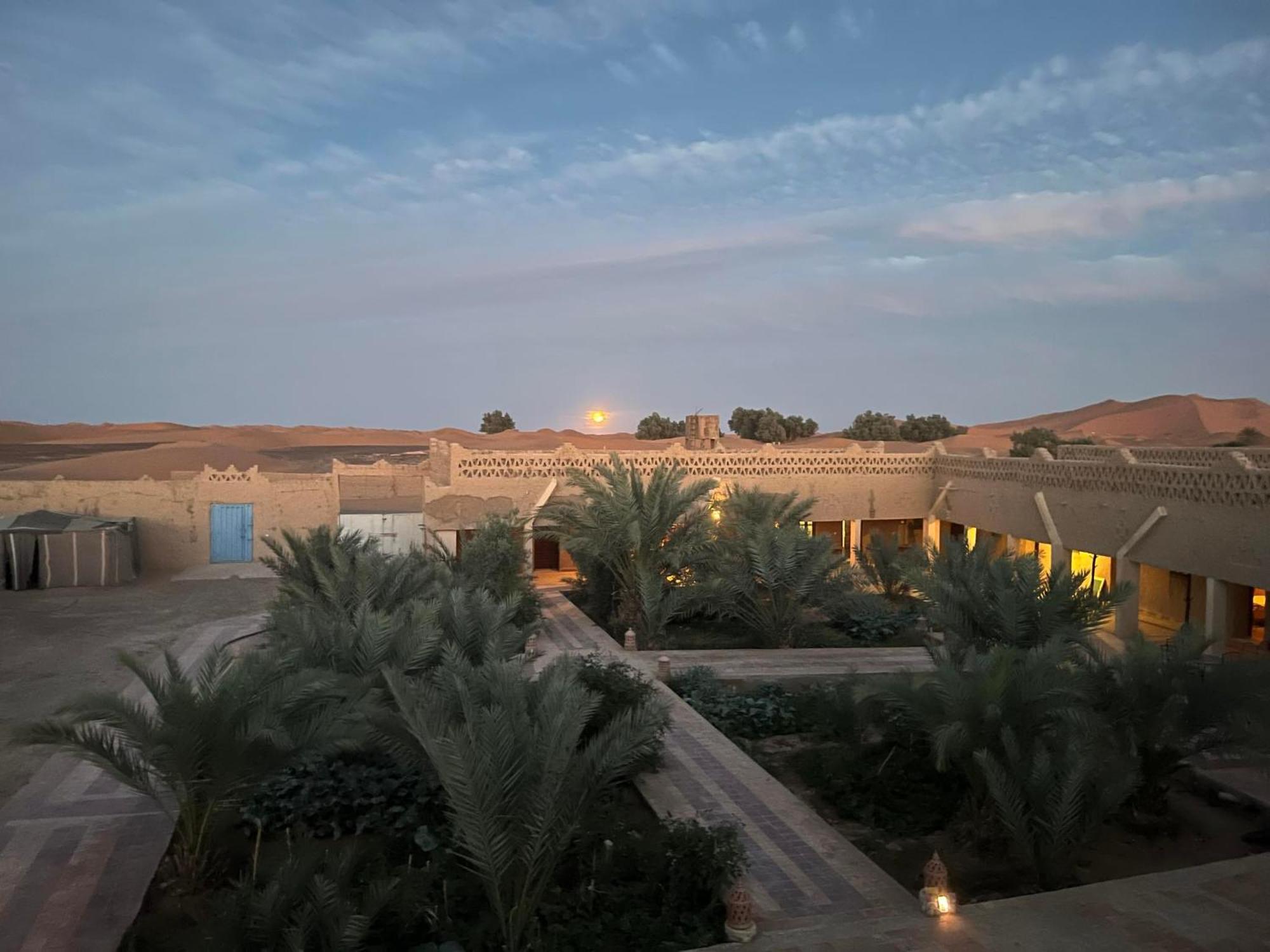 Sahara Sands Hotel Мерзуга Экстерьер фото