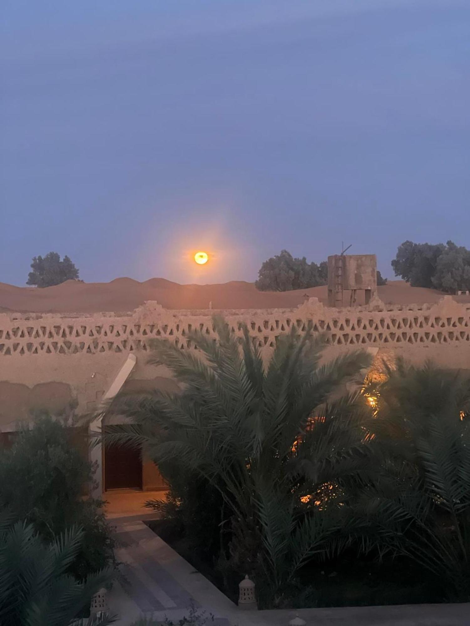 Sahara Sands Hotel Мерзуга Экстерьер фото